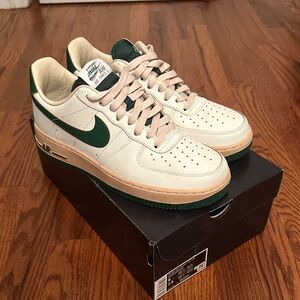 Women’s Nike Air Force 1 '07 LV8